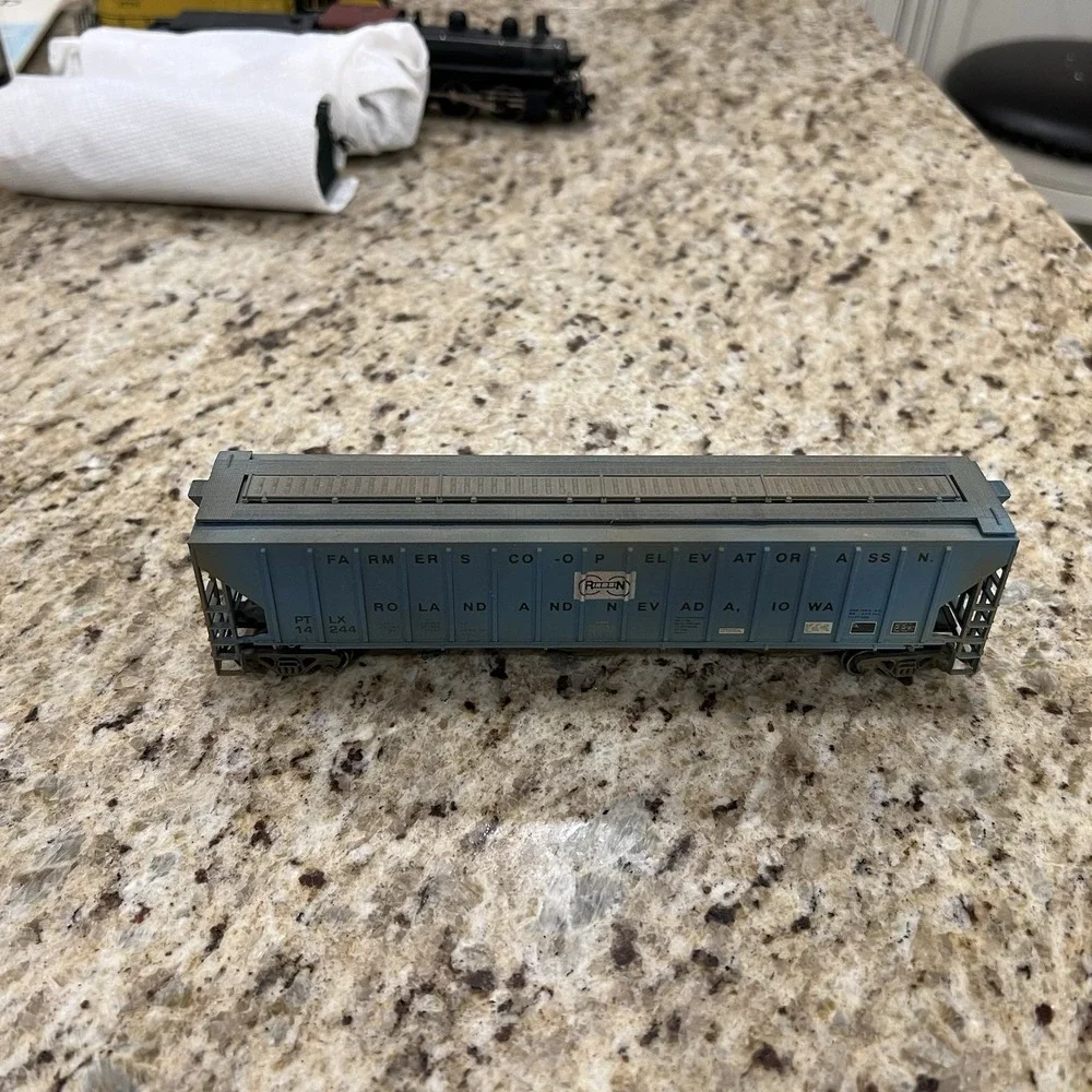 Midwest‎ Railcar Corporation (MWCX) 